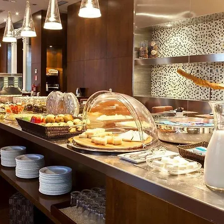 Ac Palacio Universal By Marriott Otel