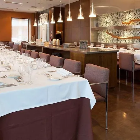 Ac Palacio Universal By Marriott Vigo