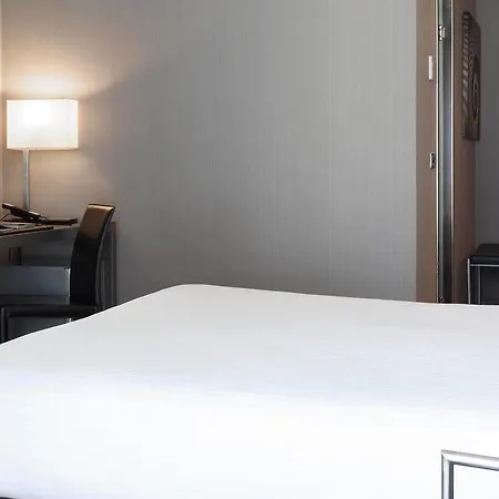 فندق Ac Palacio Universal By Marriott فيجو