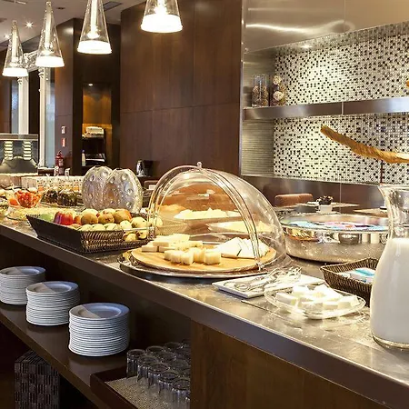 Ac Palacio Universal By Marriott Hotel