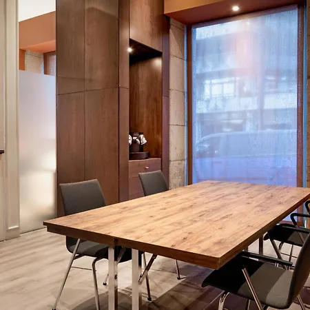 Ac Palacio Universal By Marriott فندق فيجو