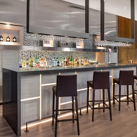 Otel Ac Palacio Universal By Marriott