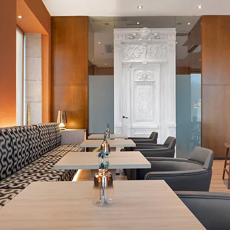Ac Palacio Universal By Marriott Виго