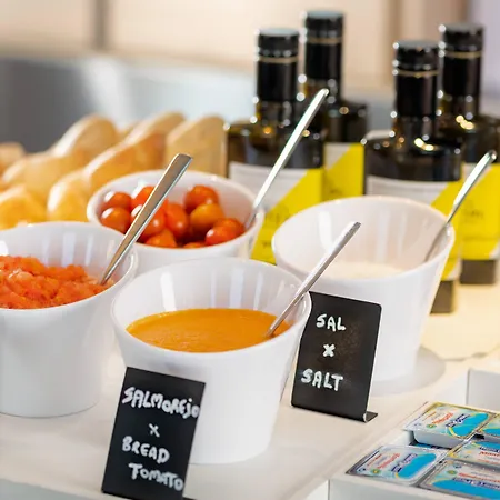 Ac Palacio Universal By Marriott فندق فيجو