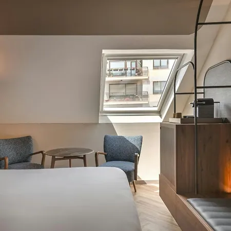 Ac Palacio Universal By Marriott Отель