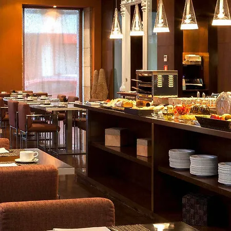 Ac Palacio Universal By Marriott Hotel 4*